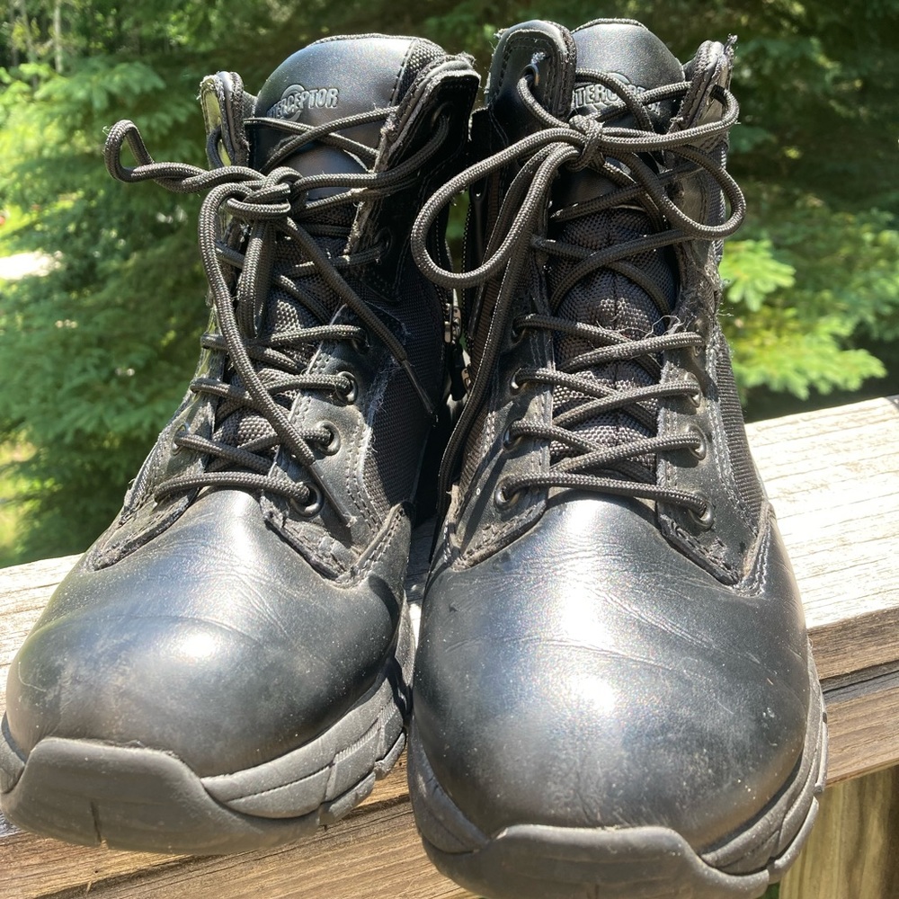 Womens interceptor boots size 8 black
